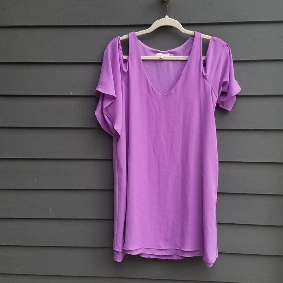 NWT Gianni Bini (GB) Lavender Open Shoulder Poly Dress size Medium - Picture 1 of 9
